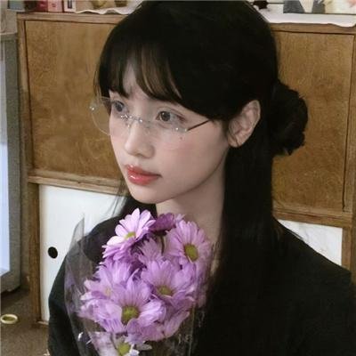 一个人的皮影戏
